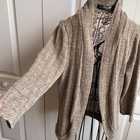 Mandee cardigan size M - Picture 3 of 6